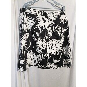 Lane Bryant Sz 24 Black/White Aline Skirt. Side Zip. RN 118641 Cotton Blend